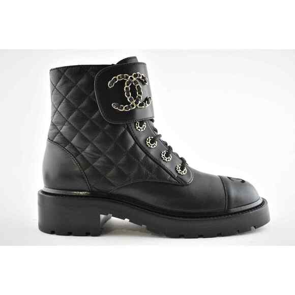 Chanel 21A Black Quilted Gold CC Chain Combat Lace Up Tie Ankle Short Boots 41 - Picture 2 of 12